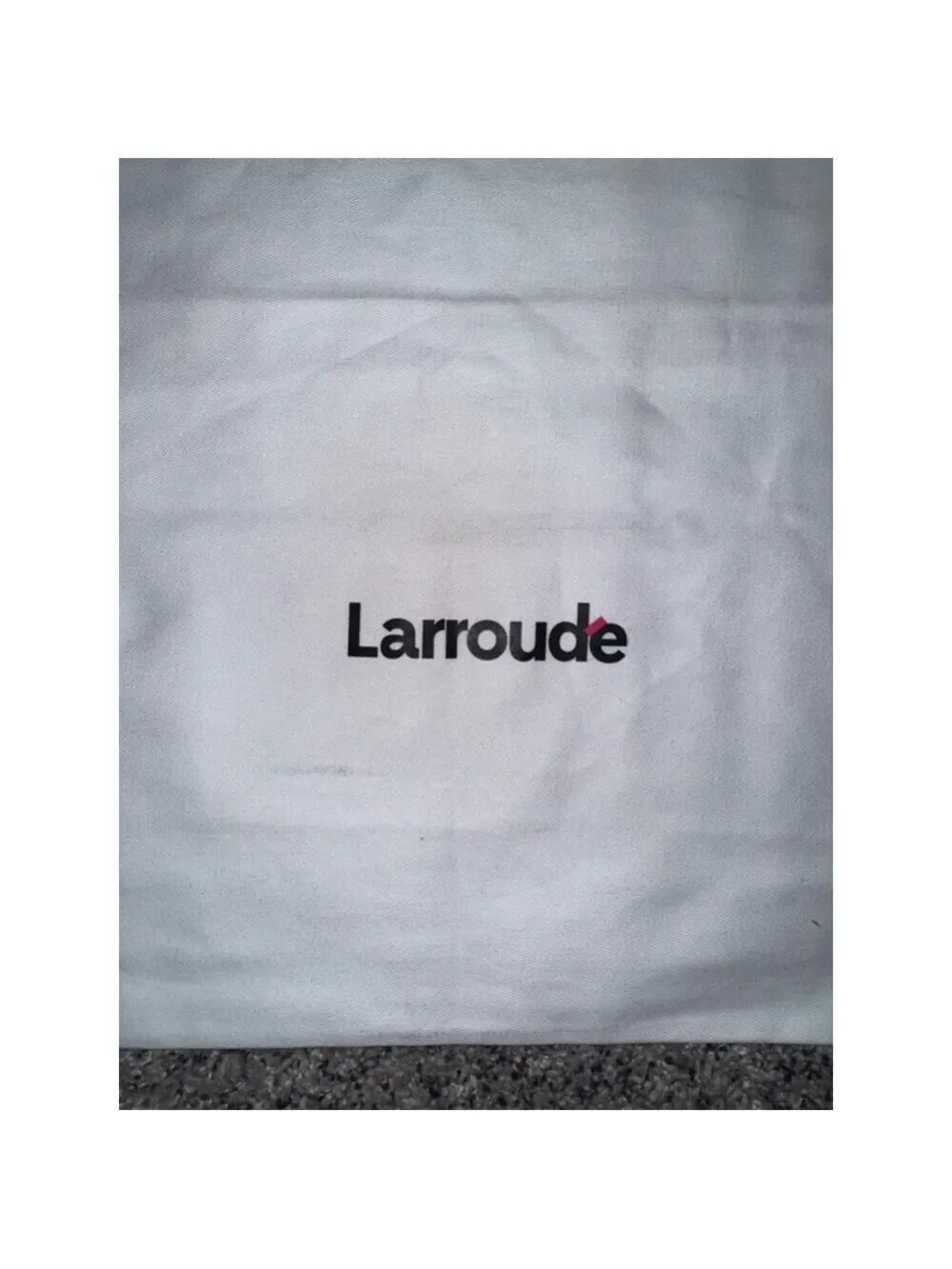 Larroude authentic larroudé